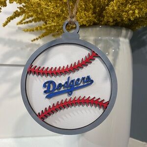 LASER ENGRAVED LA DODGERS CHRISTMAS ORNAMENT ⚾️